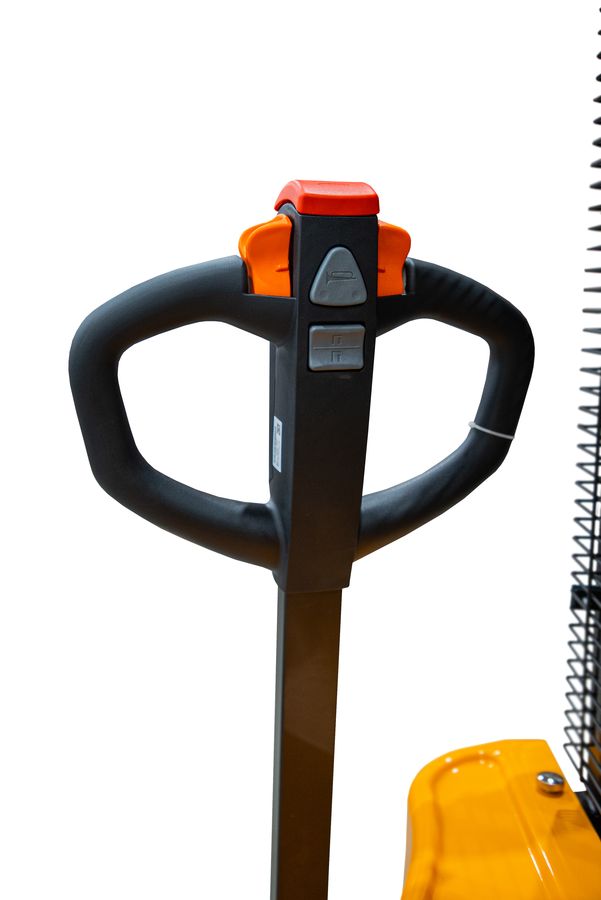 Штабелер самоходный 1,5 т 3,0 м TOR CQDA1530 24/85 В/Ач