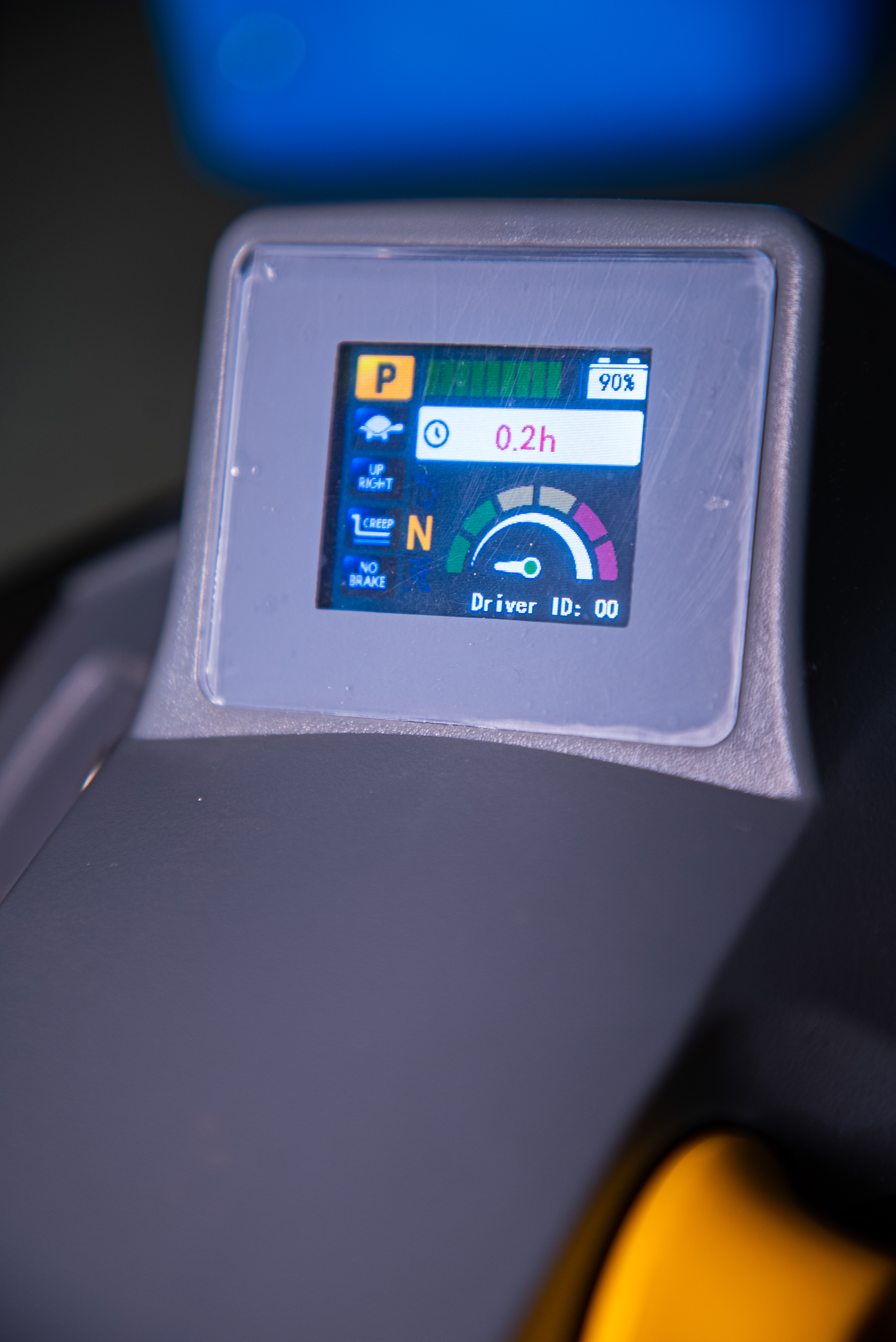 Штабелер самоходный 1,5 т 4,0 м TOR WS15H-4000SC PRO Li-ion 24/60 В/Ач контр. скорости подъема