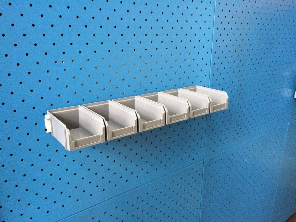 Комплект из 6 красных пластиковых лотков V1