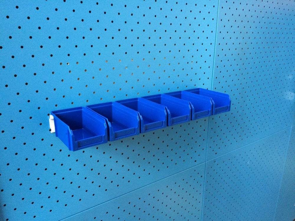 Комплект из 6 красных пластиковых лотков V1